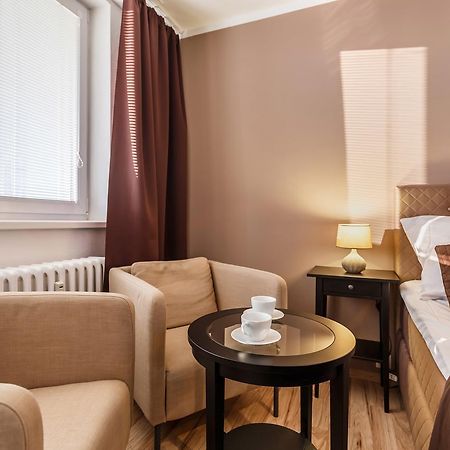 Golden Apartments Ostrava Bagian luar foto