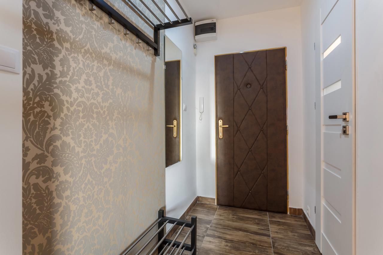 Golden Apartments Ostrava Bagian luar foto